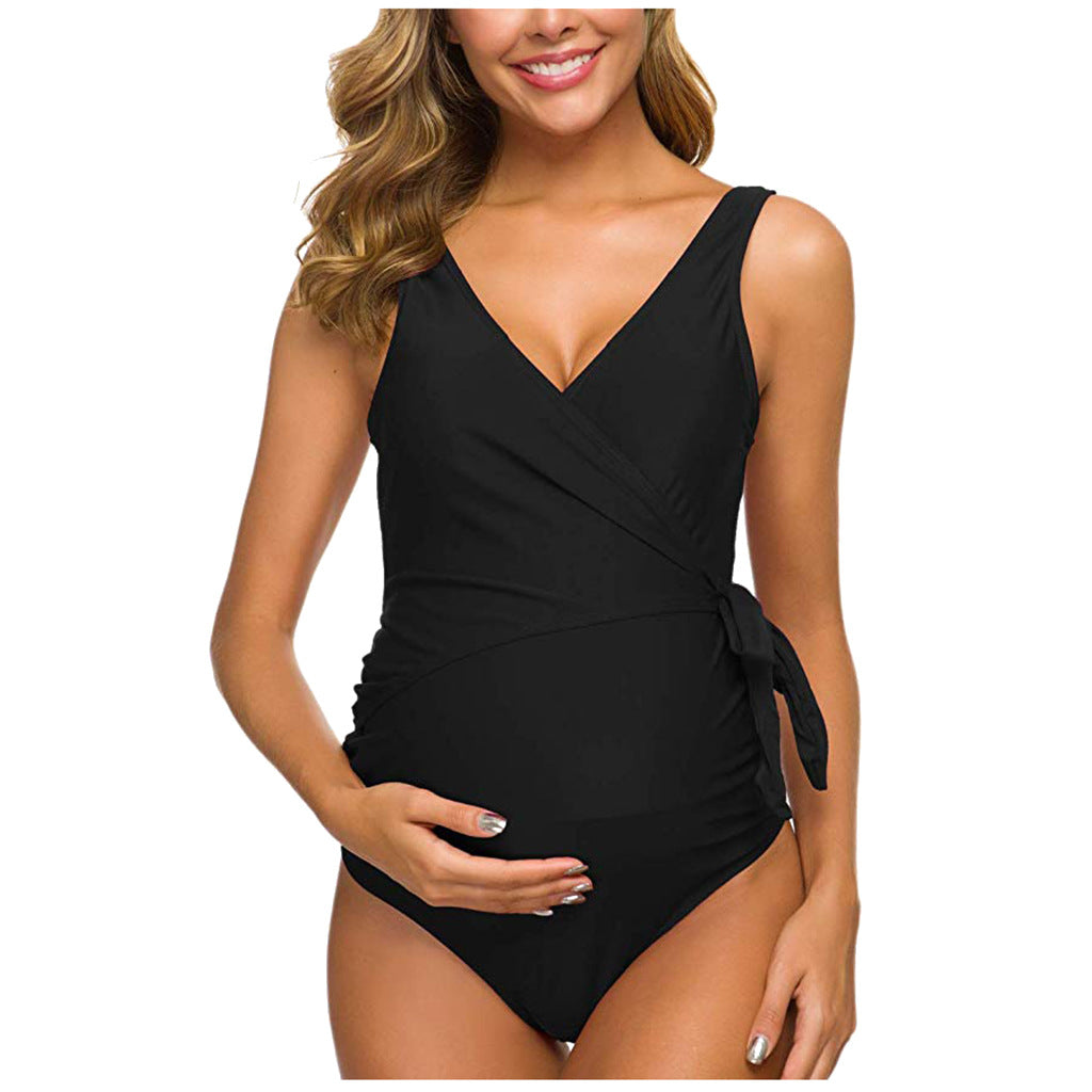 Explore our stylish and comfortable maternity swimsuit for pregnant women. Perfect bathing suit for pool or beach.