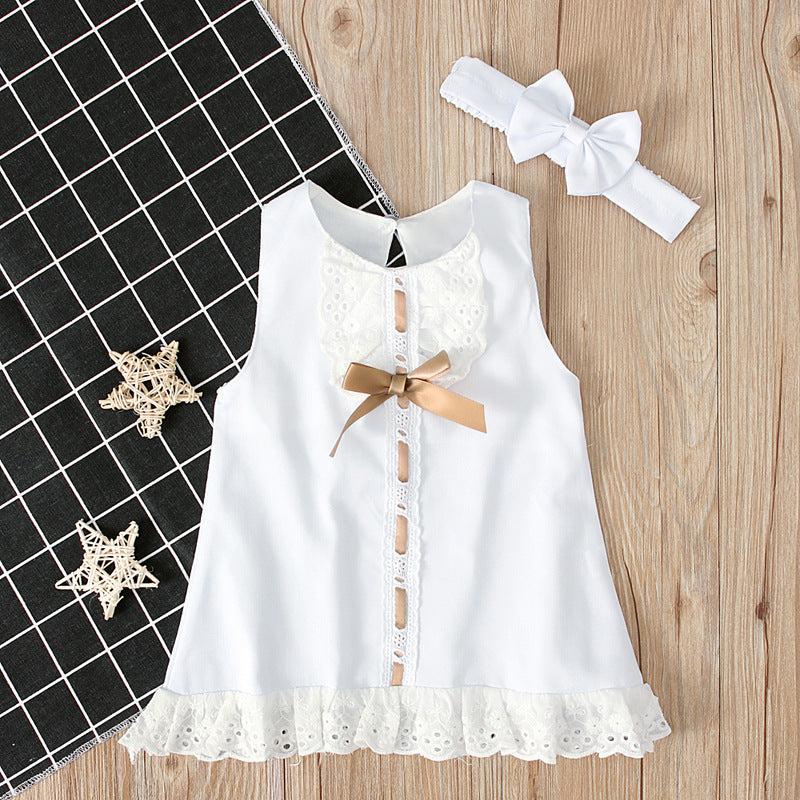 Explore our collection of baby clothes – cozy, soft, and perfect for every moment, from playtime to special events.