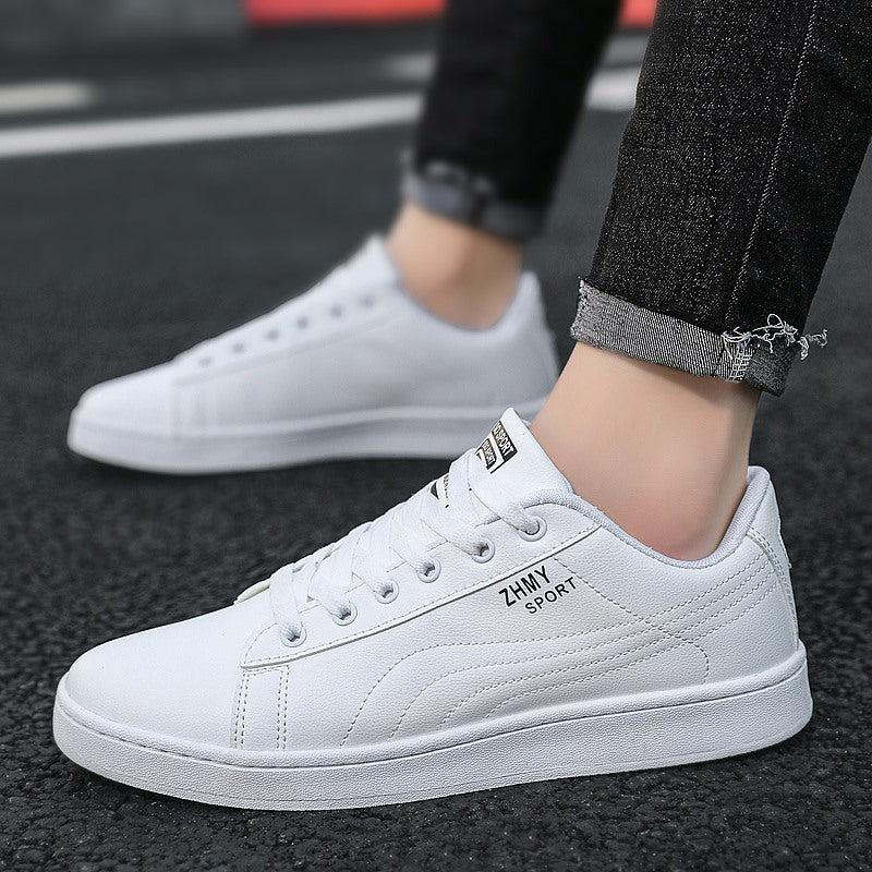 Sneakers blanches homme minimalistes et confortables