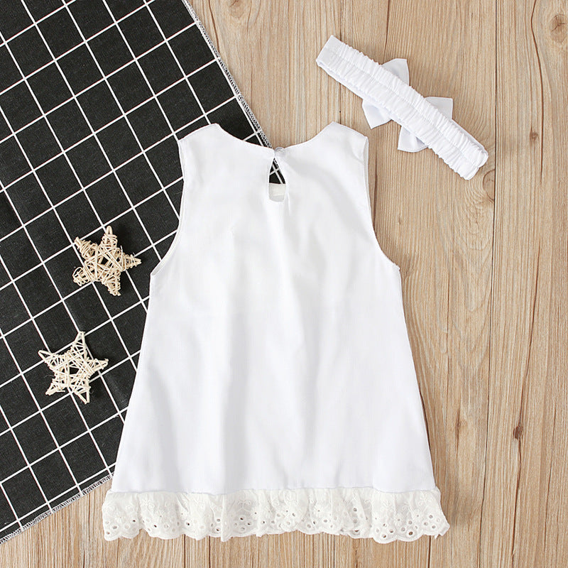 Find soft, stylish baby clothes for boys and girls. Ideal for everyday wear or gift sets for newborns and toddlers.